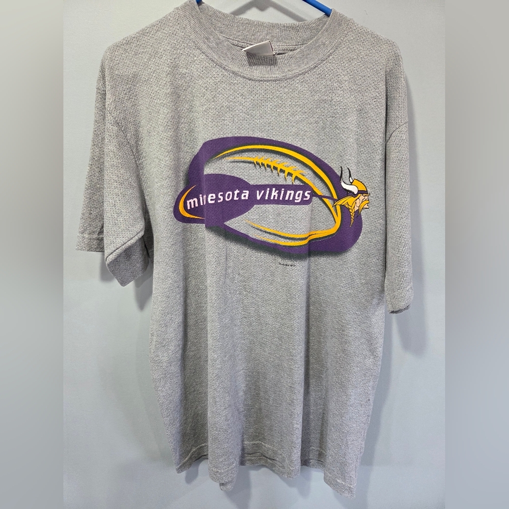 Vintage Y2K  Iron Knights Athletics NFL Minnesota Vikings Large Shirt